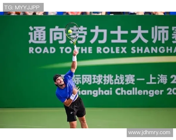 上海网球队状态揭秘：网球巨献背后的训练与挑战分析